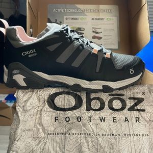 New in Box OBOZ Arete Hiking Trail Shoes/Boots 8